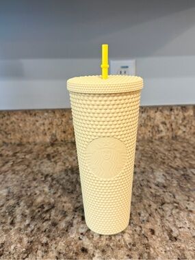 Starbucks Butter Yellow Studded Tumbler Venti 24 ounce China Cold Cup Matte